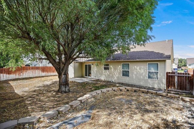 226 Teton St, Twin Falls, ID 83301