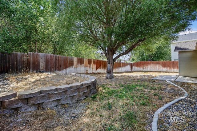 226 Teton St, Twin Falls, ID 83301