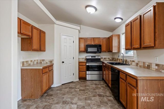 226 Teton St, Twin Falls, ID 83301