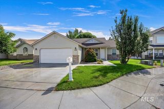 226 Teton St, Twin Falls, ID 83301