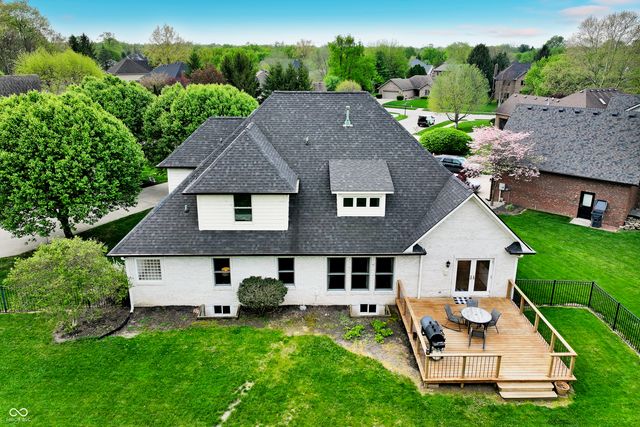 1708 Woodcroft Court, Greenwood, IN 46143