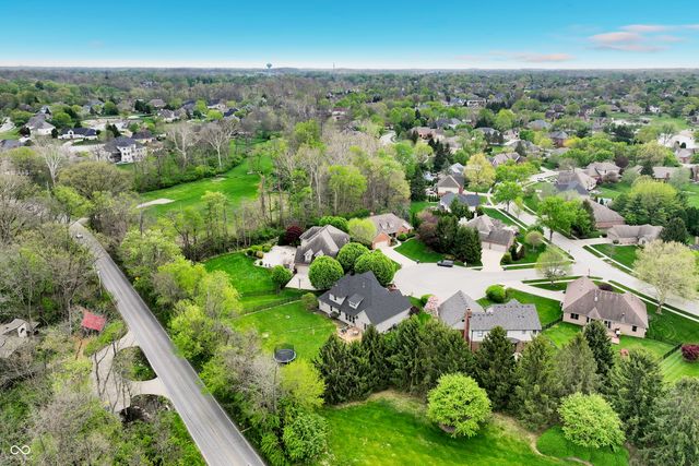 1708 Woodcroft Court, Greenwood, IN 46143