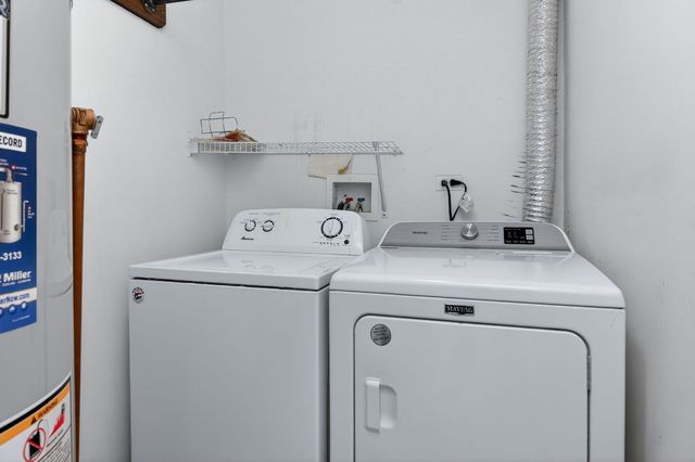 644 Lincoln Station Drive 644, Oswego, IL 60543