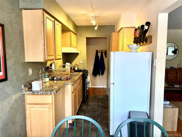 8 Colonial Road 36, Beacon, NY 12508