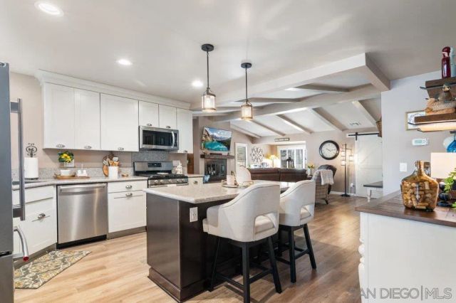 28730 via el avion, Murrieta, CA 92563