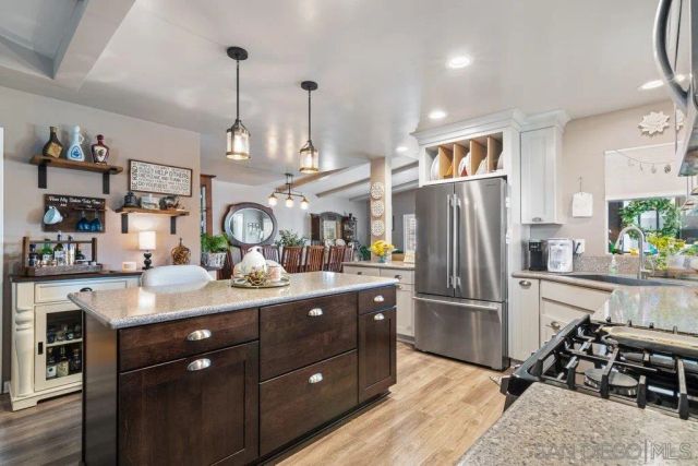28730 via el avion, Murrieta, CA 92563