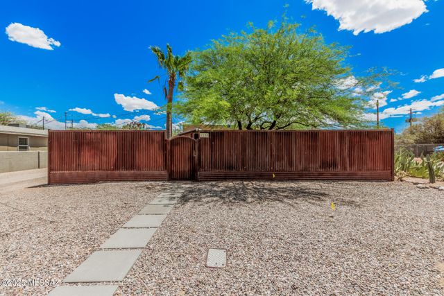 1130 E Spring Street, Tucson, AZ 85719