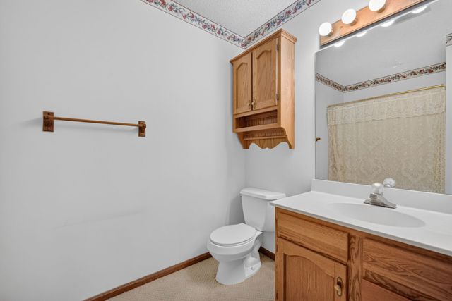 411 SE Delaware Avenue 310, Ankeny, IA 50021