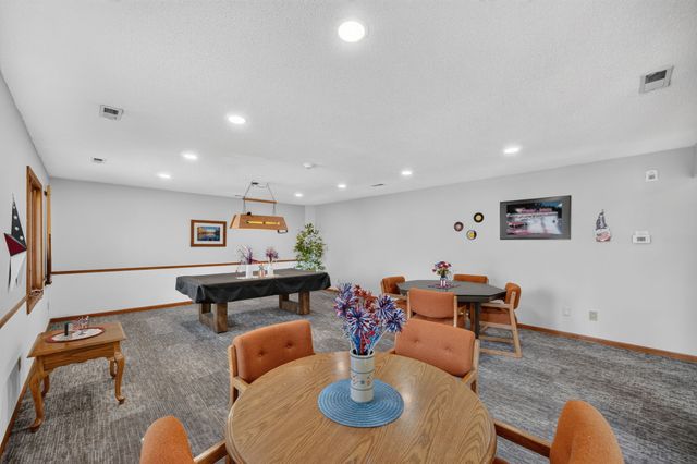 411 SE Delaware Avenue 310, Ankeny, IA 50021