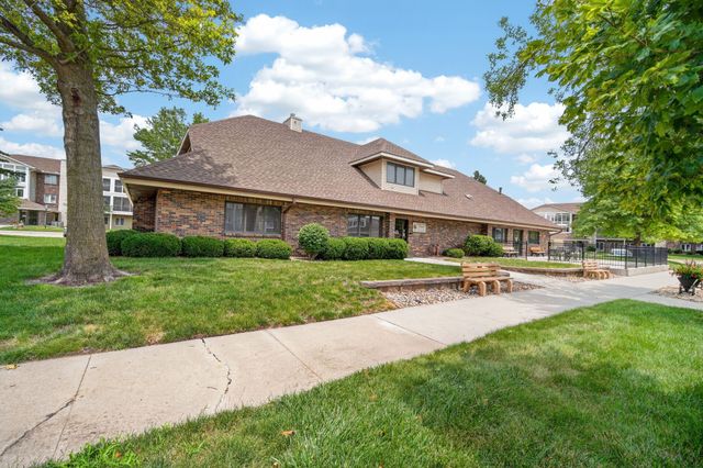 411 SE Delaware Avenue 310, Ankeny, IA 50021