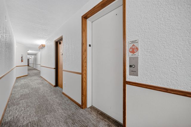 411 SE Delaware Avenue 310, Ankeny, IA 50021