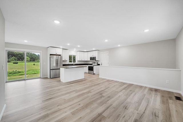 11349 276th Avenue NW, Zimmerman, MN 55398
