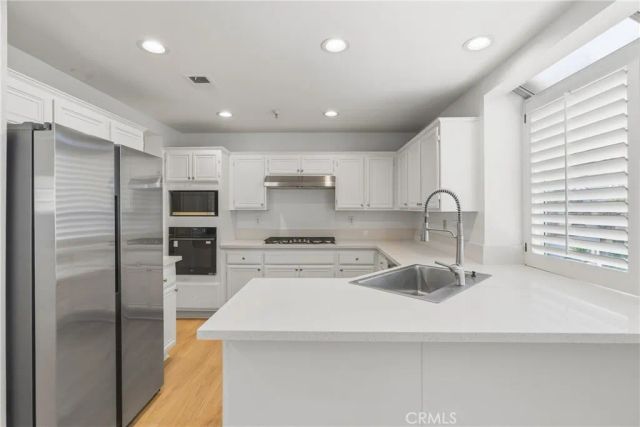 14075 Lemoli, Hawthorne, CA 90250