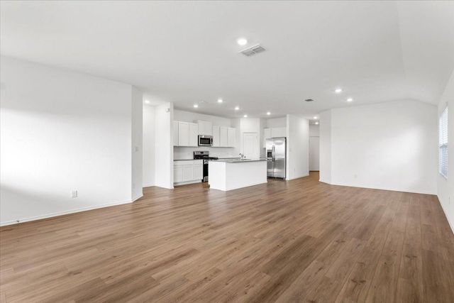 363 Avre LOOP, Kyle, TX 78640