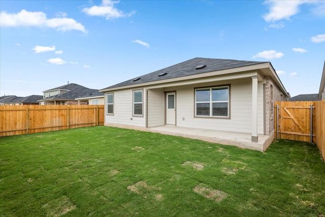 363 Avre LOOP, Kyle, TX 78640