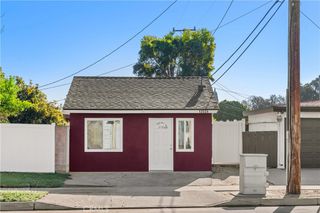 1352 W Porter Avenue A, Fullerton, CA 92833