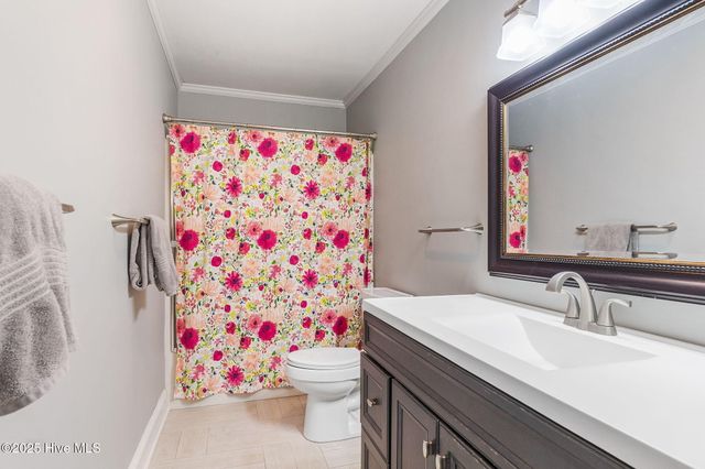 114 Bluewater Circle, Newport, NC 28570