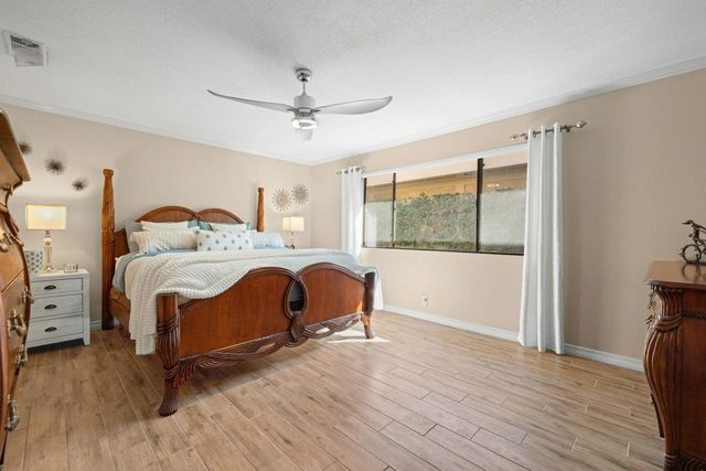 13 Camisa Lane, Palm Desert, CA 92260