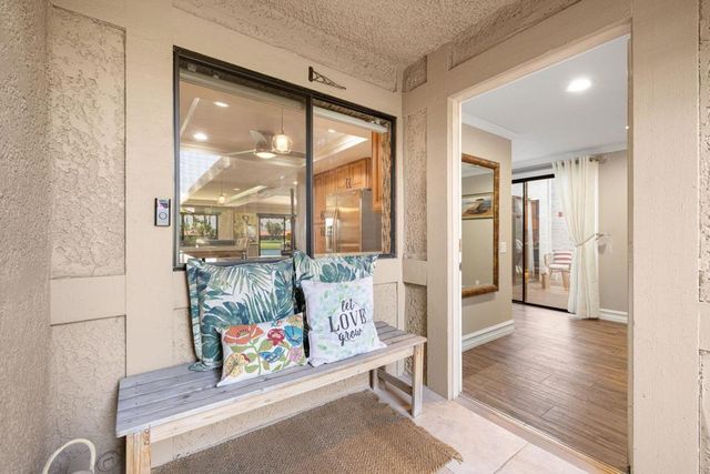 13 Camisa Lane, Palm Desert, CA 92260