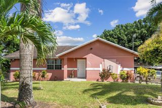 20851 SW 242nd St, Homestead, FL 33031