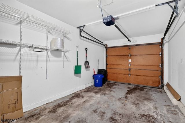 97 Bonney Ct, Bridgewater Twp., NJ 08807