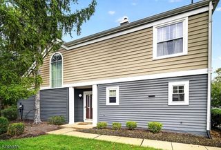 97 Bonney Ct, Bridgewater Twp., NJ 08807