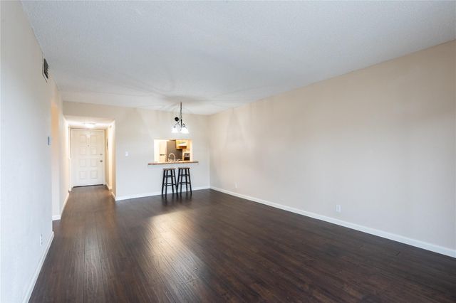 3720 N Pine Island Road 436, Sunrise, FL 33351