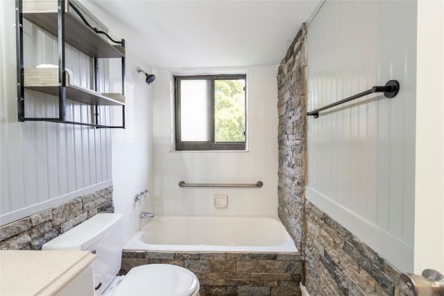 3720 N Pine Island Road 436, Sunrise, FL 33351