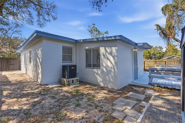 9315 N 16TH STREET, Tampa, FL 33612