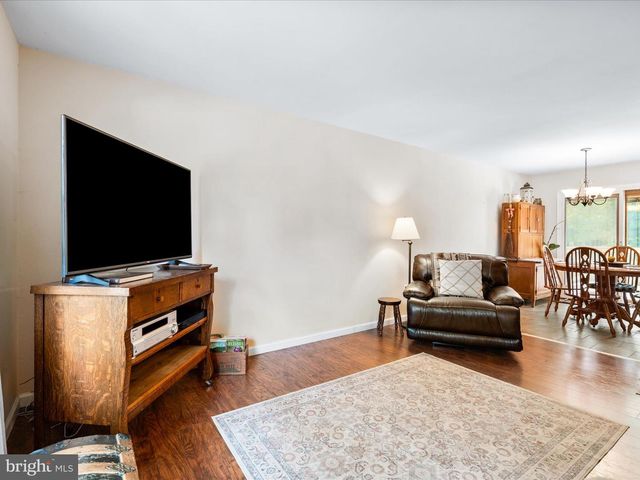 1729 LINKWOOD LN, Crofton, MD 21114