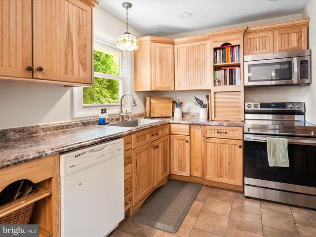 1729 LINKWOOD LN, Crofton, MD 21114