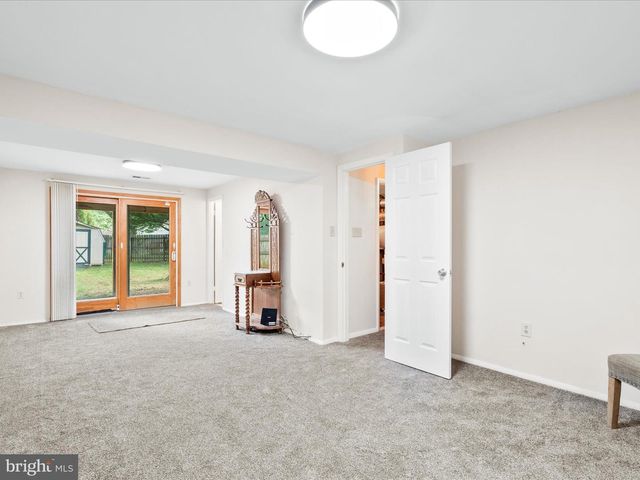 1729 LINKWOOD LN, Crofton, MD 21114