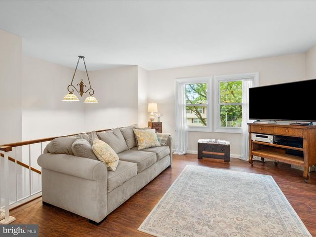 1729 LINKWOOD LN, Crofton, MD 21114