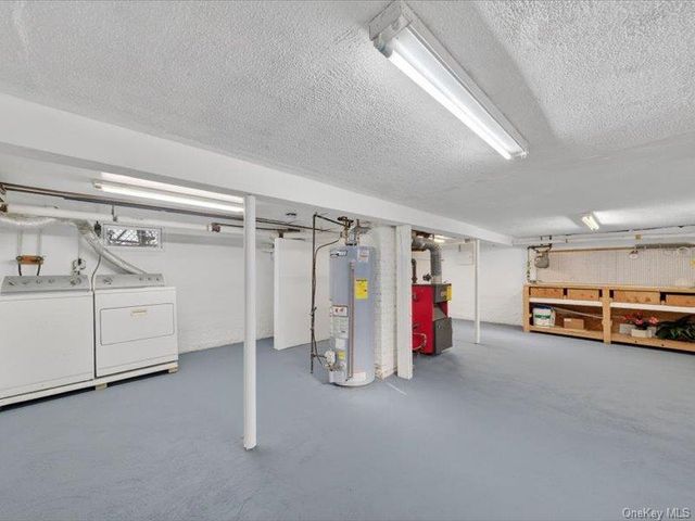 85 Henry Avenue, Newburgh, NY 12550