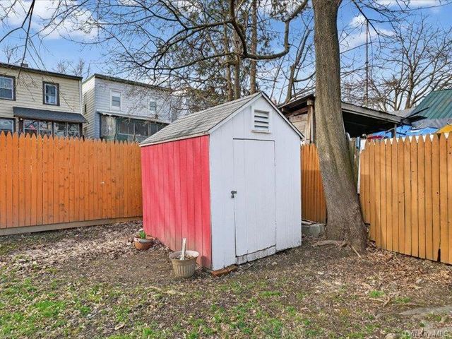 85 Henry Avenue, Newburgh, NY 12550