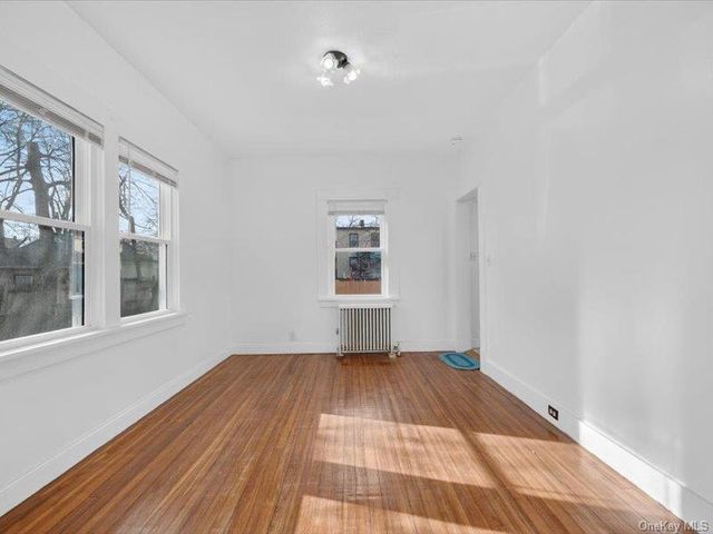 85 Henry Avenue, Newburgh, NY 12550