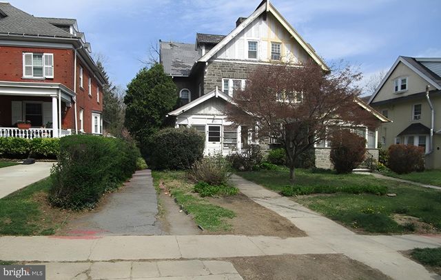 6307 SHERWOOD RD, Philadelphia, PA 19151