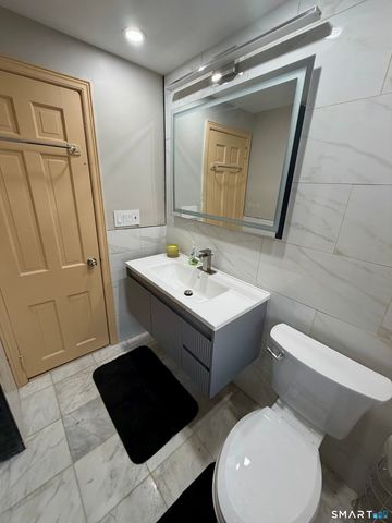 40 Nepaug Street, Hartford, CT 06106