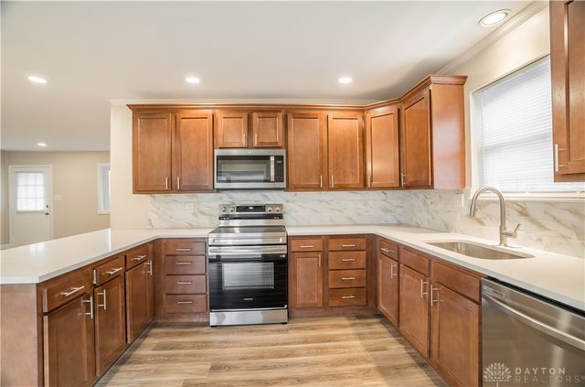 722 Little John Court, Miamisburg, OH 45342