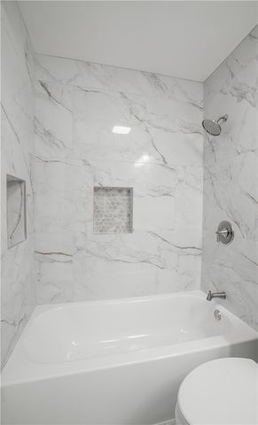 722 Little John Court, Miamisburg, OH 45342