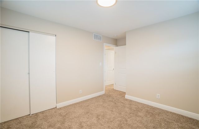 722 Little John Court, Miamisburg, OH 45342