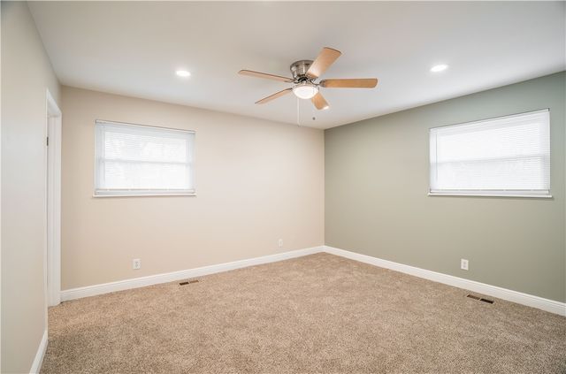 722 Little John Court, Miamisburg, OH 45342