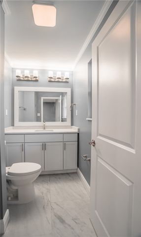 722 Little John Court, Miamisburg, OH 45342