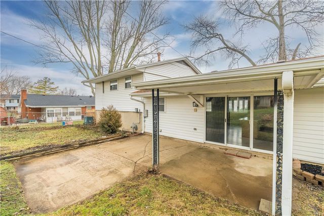 722 Little John Court, Miamisburg, OH 45342