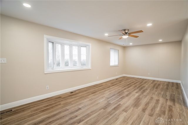 722 Little John Court, Miamisburg, OH 45342