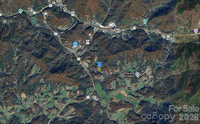 18 Indian Hills Drive, Whittier, NC 28789