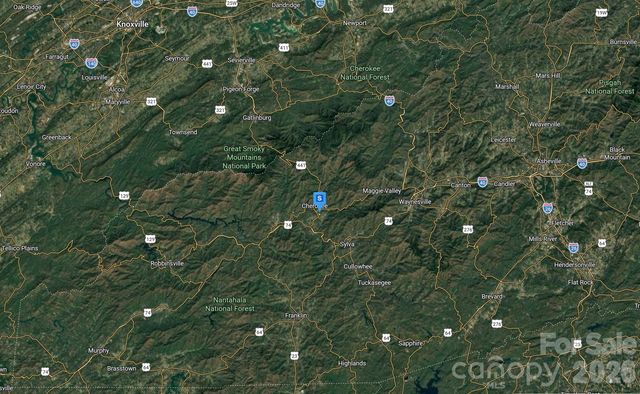 18 Indian Hills Drive, Whittier, NC 28789