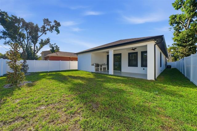 3325 55 AVENUE N, St Petersburg, FL 33714