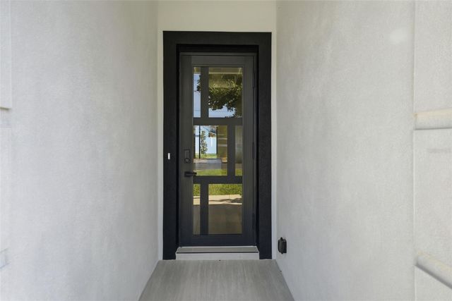 3325 55 AVENUE N, St Petersburg, FL 33714