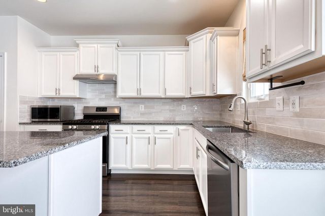 8349 DAYDREAM CRES, Pasadena, MD 21122